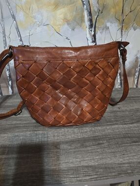 Vilenca Woven Leather Crossbody Bag in Brown